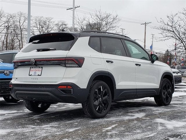 2026 Volkswagen Taos SE Black
