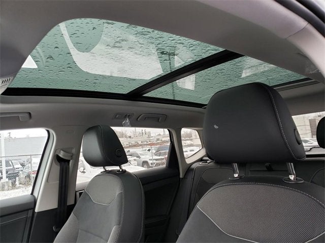 2026 Volkswagen Taos SE Black