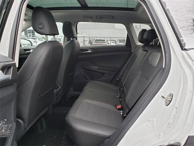 2026 Volkswagen Taos SE Black