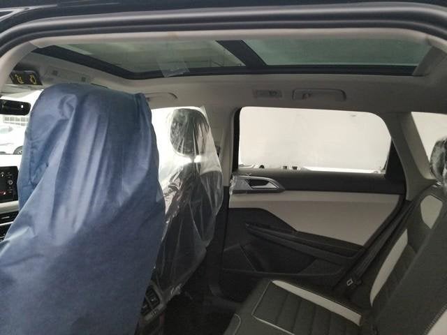 2026 Volkswagen Taos SEL