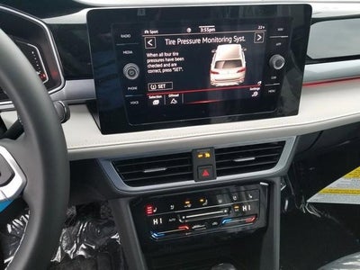 2026 Volkswagen Taos SEL