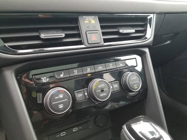 2023 Volkswagen Taos SEL