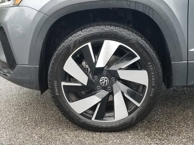 2023 Volkswagen Taos SEL