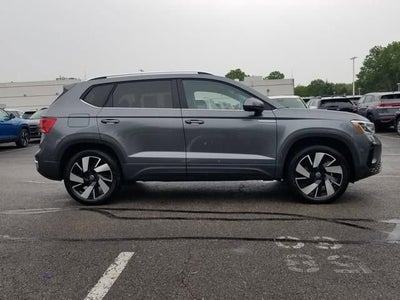 2023 Volkswagen Taos SEL