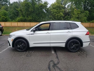 2024 Volkswagen Tiguan SE R-Line Black