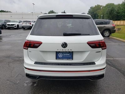 2024 Volkswagen Tiguan SE R-Line Black