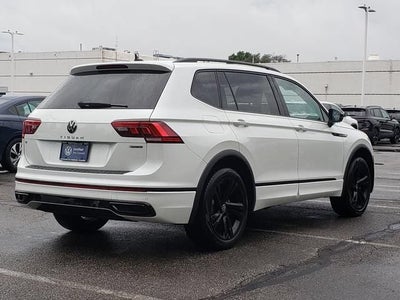 2024 Volkswagen Tiguan SE R-Line Black