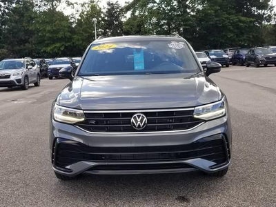 2024 Volkswagen Tiguan SE R-Line Black