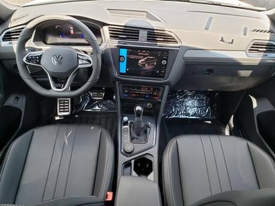 2024 Volkswagen Tiguan SE R-Line Black