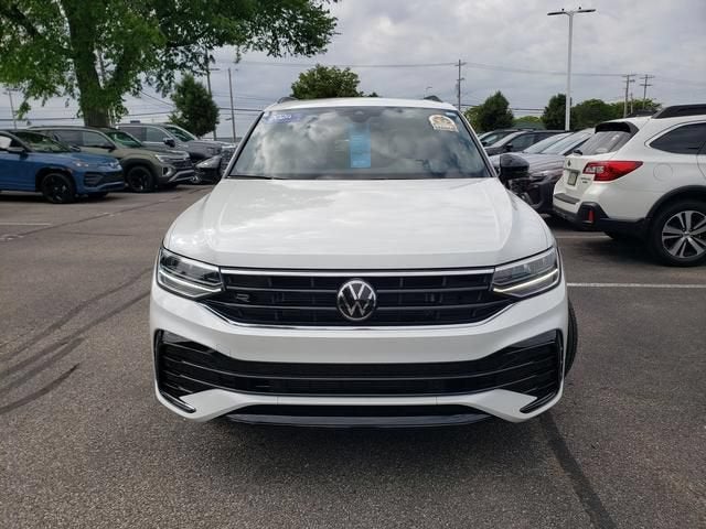 2024 Volkswagen Tiguan SE R-Line Black