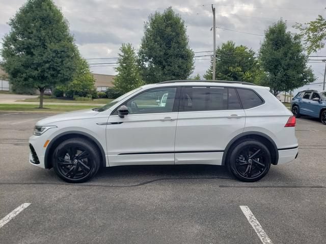 2024 Volkswagen Tiguan SE R-Line Black