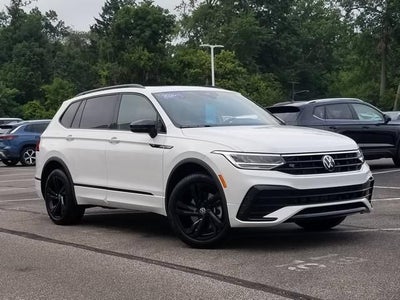 2024 Volkswagen Tiguan SE R-Line Black