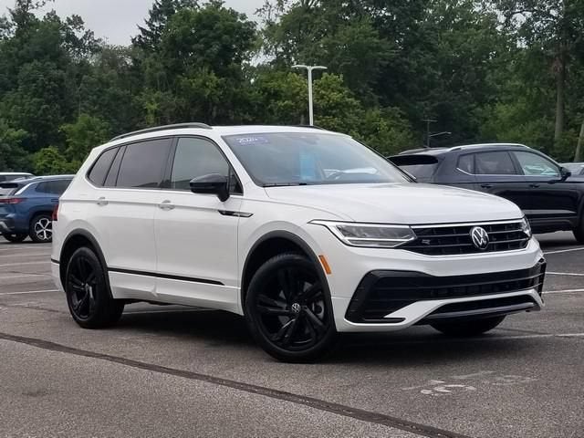 2024 Volkswagen Tiguan SE R-Line Black
