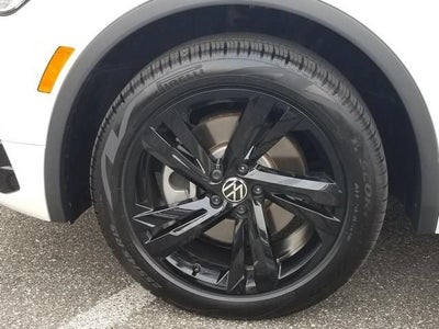 2024 Volkswagen Tiguan SE R-Line Black