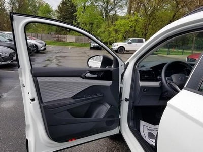 2024 Volkswagen Taos S