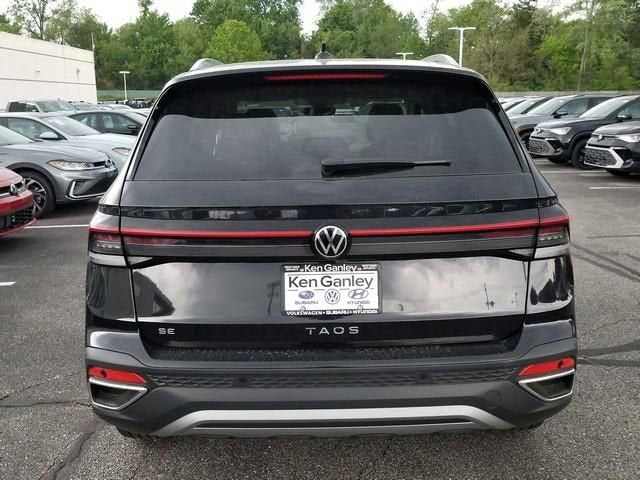 2026 Volkswagen Taos SE