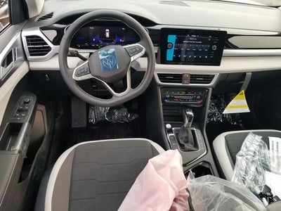 2026 Volkswagen Taos SE