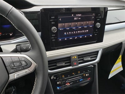 2026 Volkswagen Taos SE