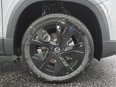 2026 Volkswagen Taos SE