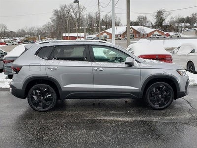 2026 Volkswagen Taos SE