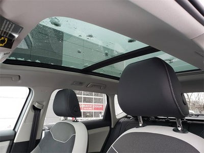 2026 Volkswagen Taos SE