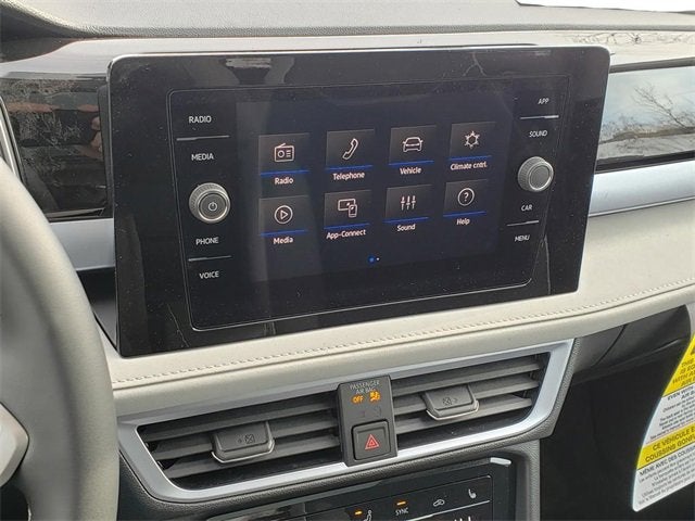 2026 Volkswagen Taos SE