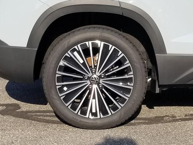 2026 Volkswagen Taos SE