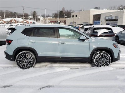 2026 Volkswagen Taos SE