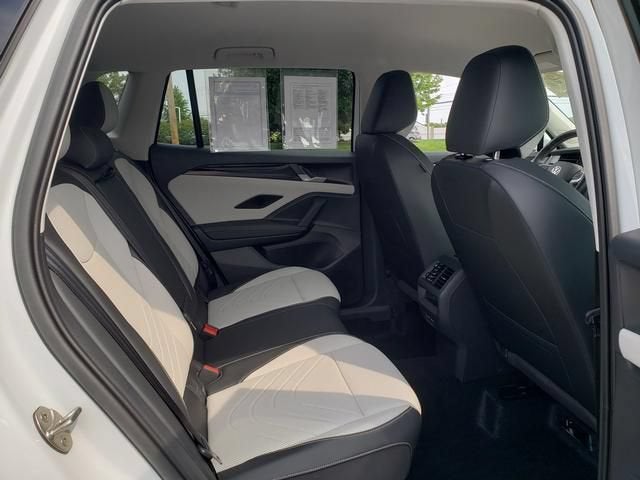 2025 Volkswagen Tiguan SE