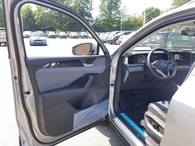 2025 Volkswagen Tiguan SE