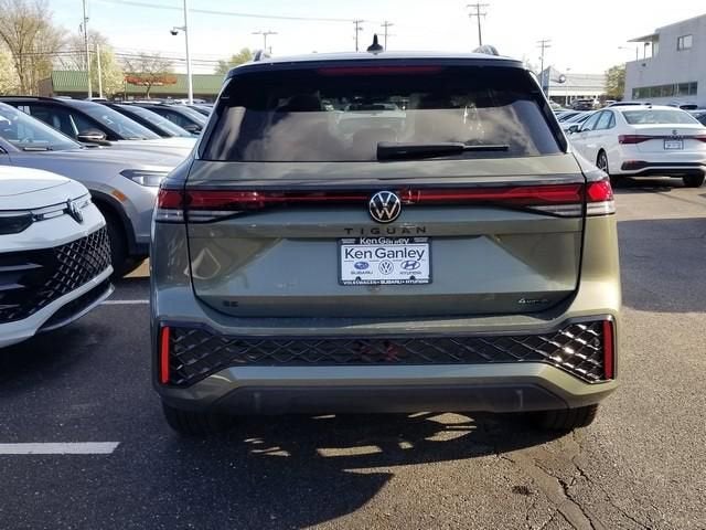 2026 Volkswagen Tiguan SE R-Line Black