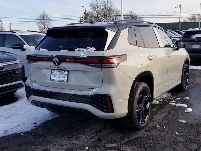 2026 Volkswagen Tiguan SE R-Line Black