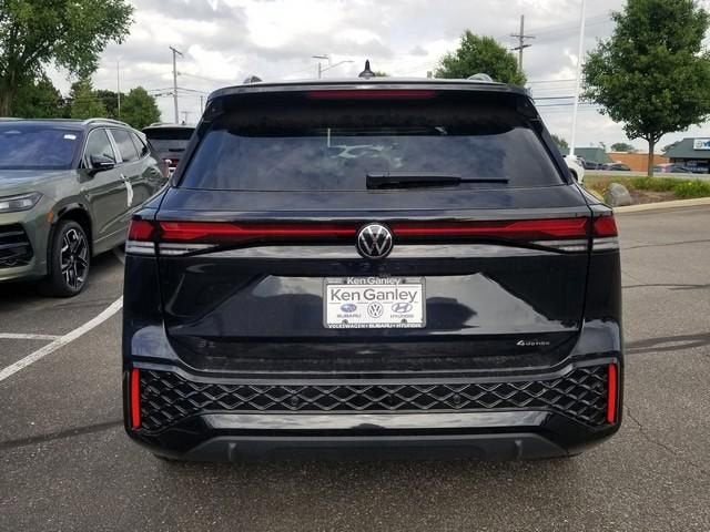 2026 Volkswagen Tiguan SE R-Line Black