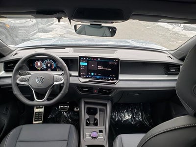 2026 Volkswagen Tiguan SE R-Line Black