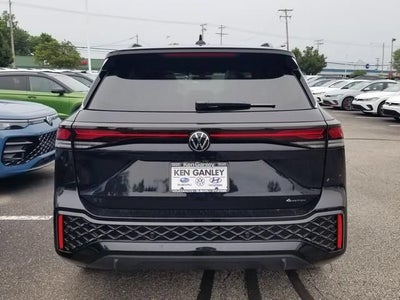 2026 Volkswagen Tiguan SE R-Line Black