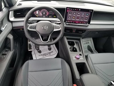 2026 Volkswagen Tiguan SE R-Line Black