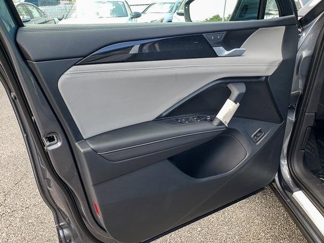 2025 Volkswagen Tiguan SE