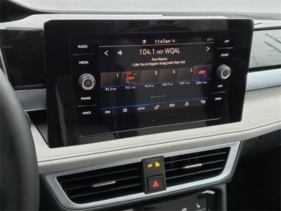 2026 Volkswagen Taos SE