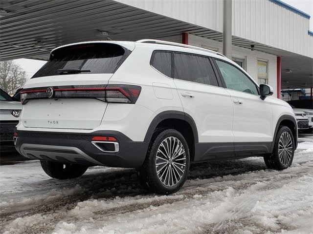 2026 Volkswagen Taos SE
