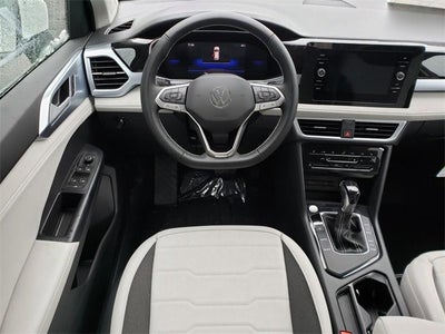 2026 Volkswagen Taos SE