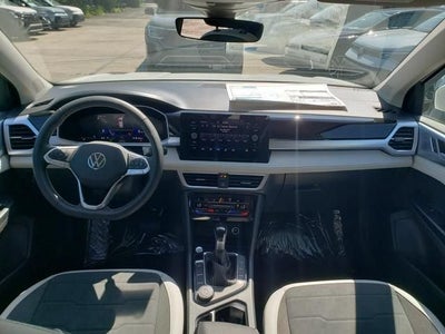 2026 Volkswagen Taos SE
