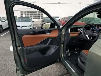 2026 Volkswagen Tiguan SEL R-Line Turbo