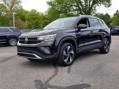 2024 Volkswagen Taos SE