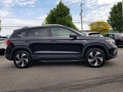 2024 Volkswagen Taos SE