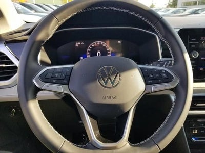 2026 Volkswagen Taos SE
