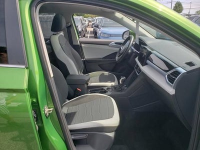 2025 Volkswagen Taos SE