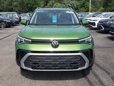 2025 Volkswagen Taos SE