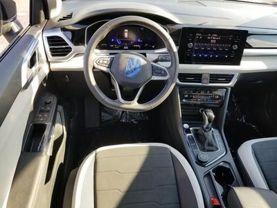 2026 Volkswagen Taos SE