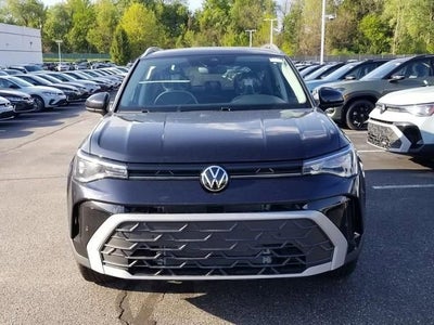 2026 Volkswagen Taos SE