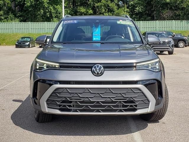 2025 Volkswagen Taos SE